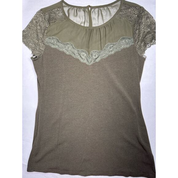 Express Sheer Lace Yoke Tee Olive Green Short Sleeve Top Size M Romantic Soft Y2 - Picture 6 of 8